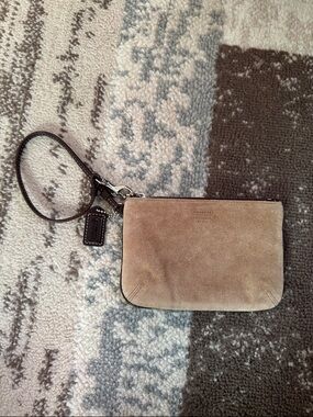 Vintage coach wristlet